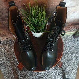FRYE black leather boots Size 8M